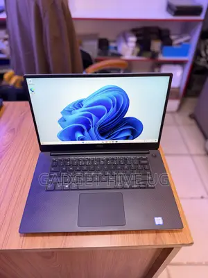 Dell Precision 5540 Laptop - Intel Core i7, 16GB RAM, 512GB SSD