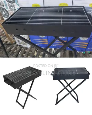 Medium Outdoor Charcoal BBQ Grill