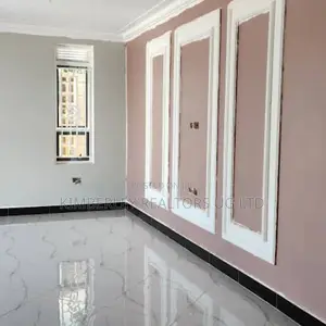 5 Bedroom Lake View House for Sale in Upper Kitende