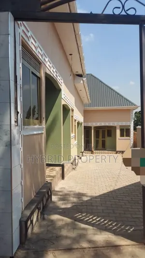 8-Bedroom Apartment for Sale in Namirembe~Mengo, Rubaga