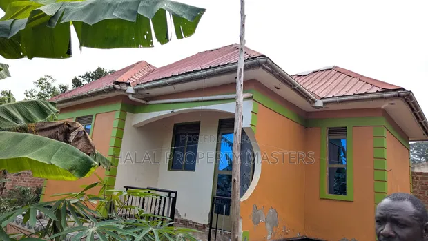 Furnished 2-Bedroom House for Sale in Kavule, Gombe - 1