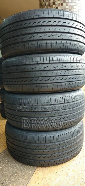 225/40R18 Bridgestone Tires for Golf, Benz