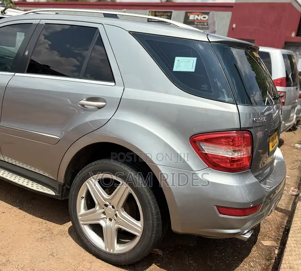 Mercedes-Benz M Class ML 350 4Matic 2010 Silver - 1