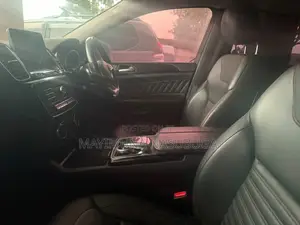2017 Mercedes-Benz GLE 350d 4MATIC SUV - White