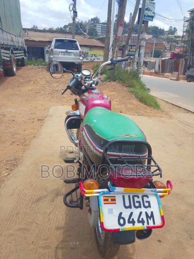 Bajaj Boxer 2024 Red - 1