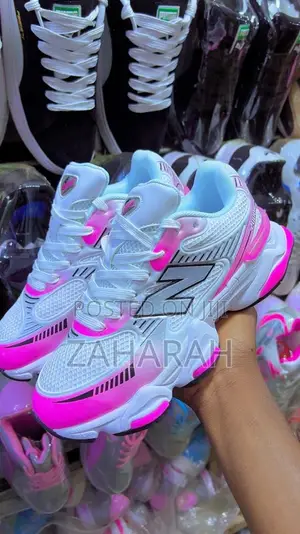 New Balance Women's Multicolor Sneakers