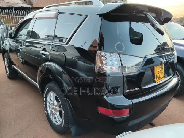 Mitsubishi Outlander 2007 Black - 1