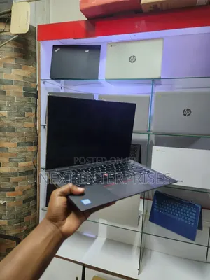 Lenovo ThinkPad X1 Yoga Laptop (Intel Core i5, 8GB RAM, 256GB SSD)