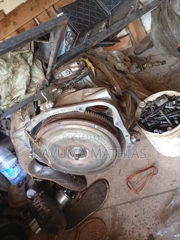 Subaru EJ20 Gearbox - Used - 1