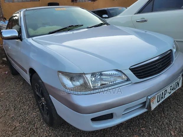 Toyota Premio 1.5 FWD 2001 White - 1