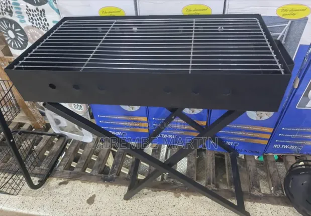 Medium Outdoor Charcoal BBQ Grill 30x60cm - 1