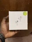 Apple AirPods Pro - 1