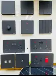 Double Sockets - Black Valtric - 1