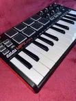 Akai MPK Mini MkII MIDI Keyboard - 2