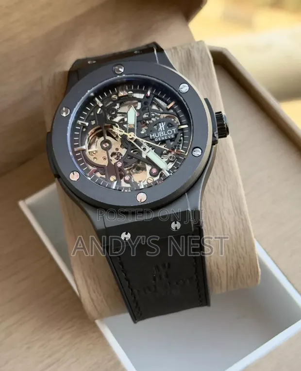 Hublot Geneva Men's Mechanical Watch - 1