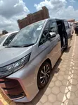 Toyota Noah 2022 Gray - 4