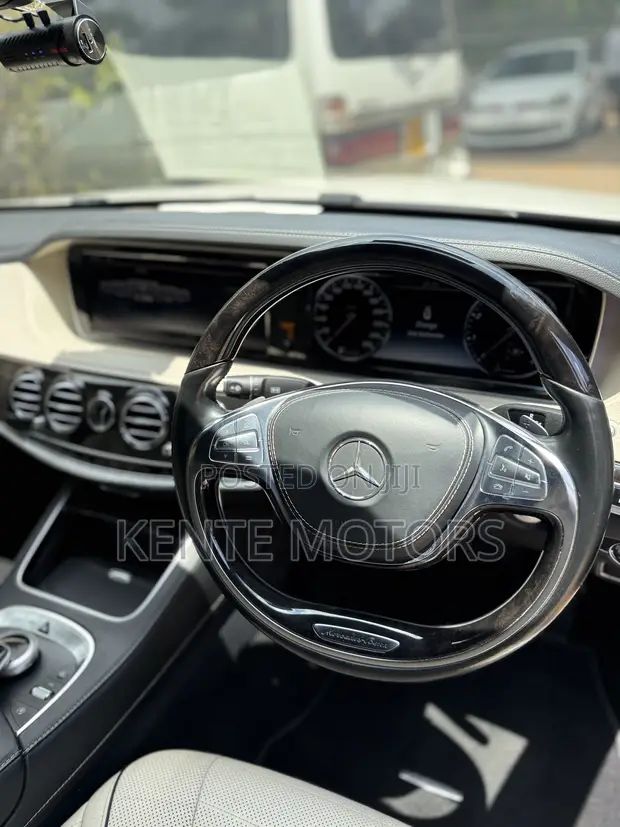 Mercedes-Benz S-Class S 400 4MATIC (C217) 2016 White - 1