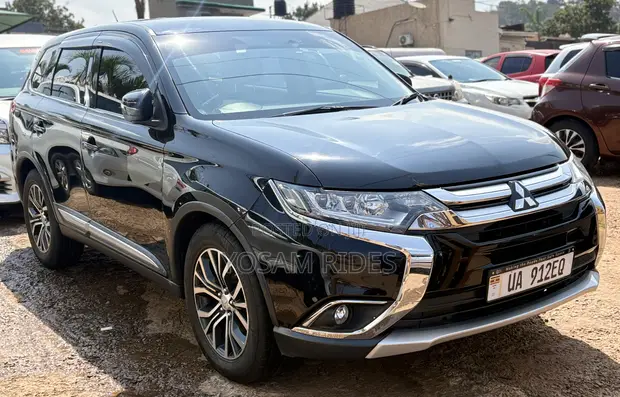 Mitsubishi Outlander 2.0 PHEV AWD 2017 Black - 1
