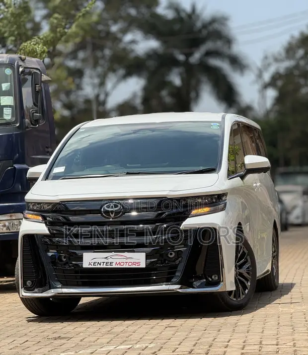 Toyota Vellfire Executive Lounge Hybrid E-Four 7-Seater 2025 White - 1