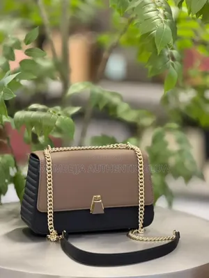Chris Bella Ladies Handbag - Black & Nude