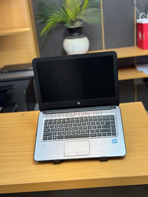 HP 14-dq1088wm Laptop - Intel Core i5, 8GB RAM, 1TB HDD - 1
