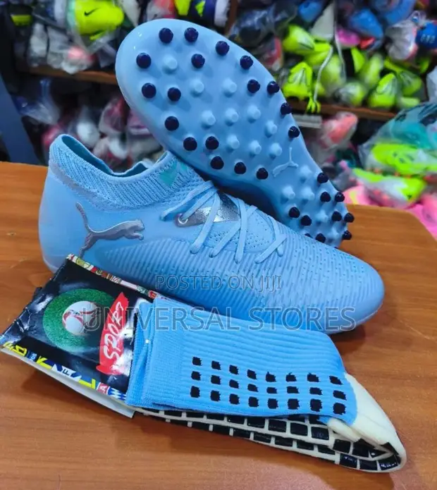 Original Puma Fairplay Boots with Rubber Socks - 1