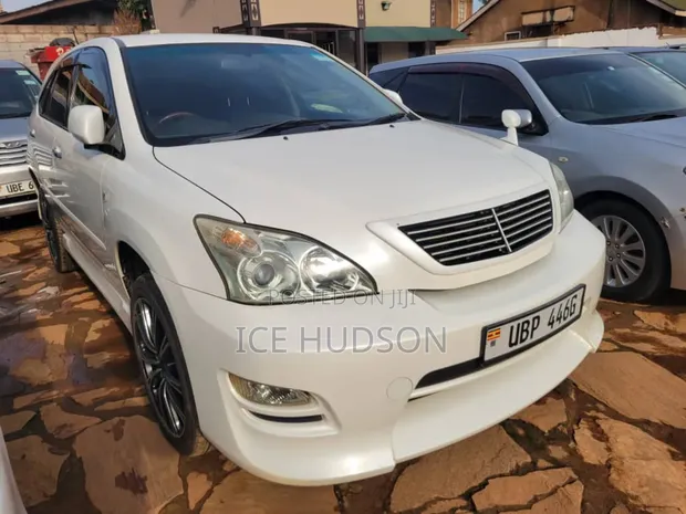 Toyota Harrier 2008 White - 1