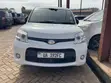 Toyota Sienta 2012 White - 4