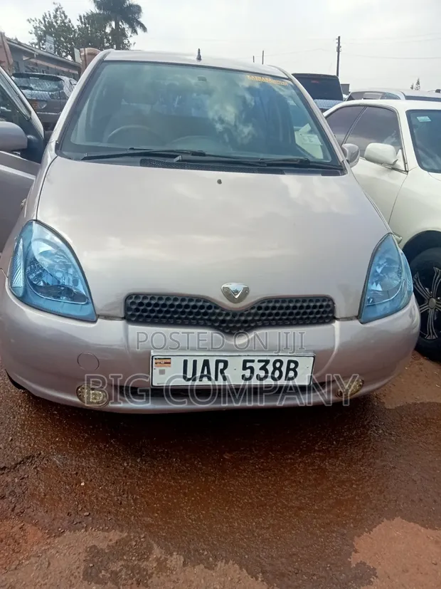 Toyota Vitz 1.0 FWD 5dr 2003 Gray - 1