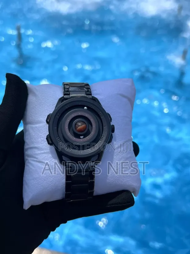 Unisex Magnetic Watch - 1