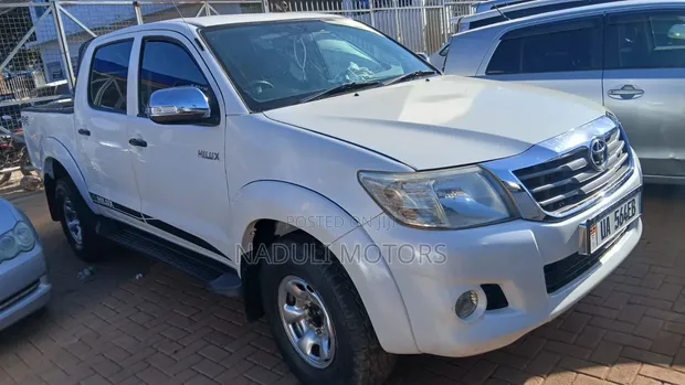 Toyota Hilux 2008 Double Cabin - 1