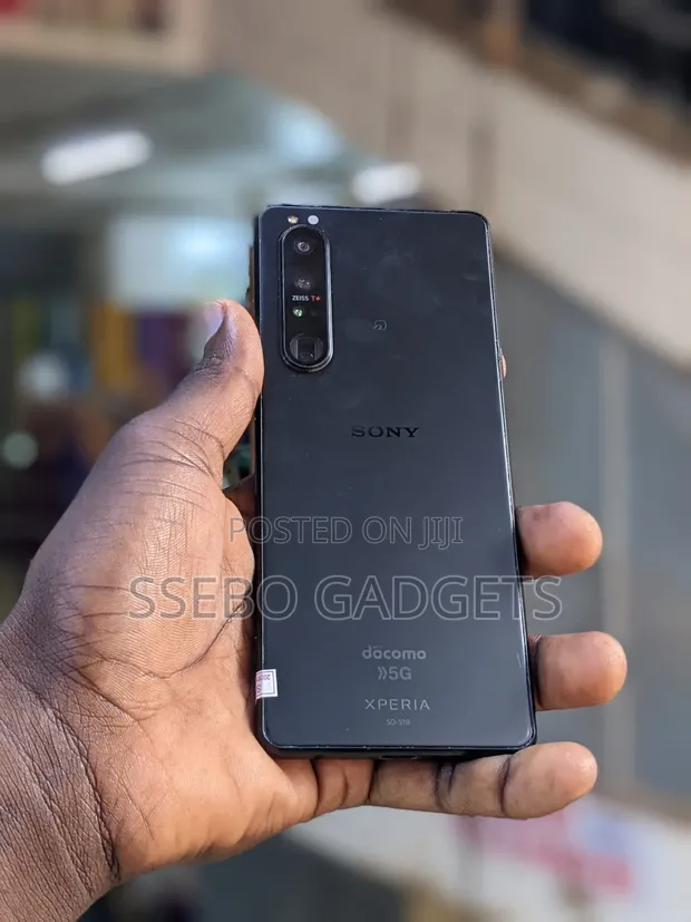 Sony Xperia 1 III 256GB - 1