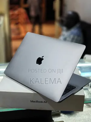Apple MacBook Air 2020 M1 8GB RAM 256GB SSD