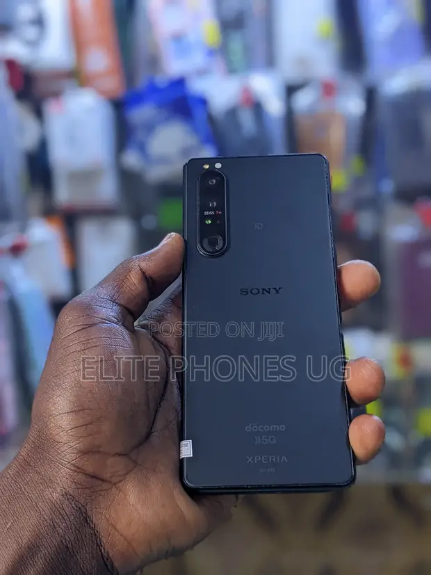 Sony Xperia 1 III 256GB Gray - 1