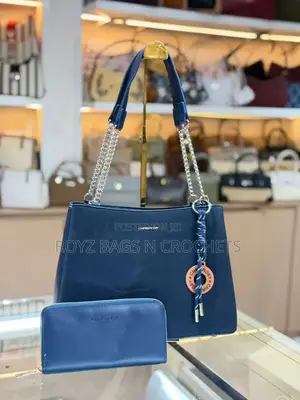Elegant Lady Bags with Matching Purse