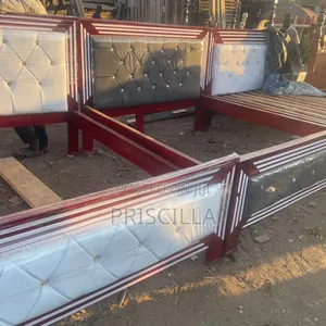 5x6 Leather on Frame Bed