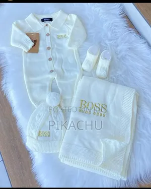 HUGO BOSS Baby Crochet Receiver Set - White