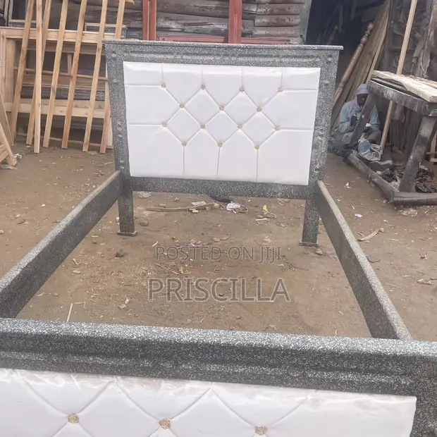 4x6 Terrazzo Bed - 1