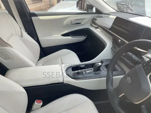 Toyota Crown Crossover 2023 - 1