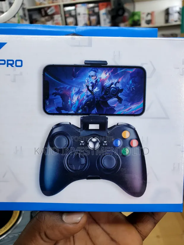 GameSir G7 Pro 8-in-1 Wireless Game Controller - 1