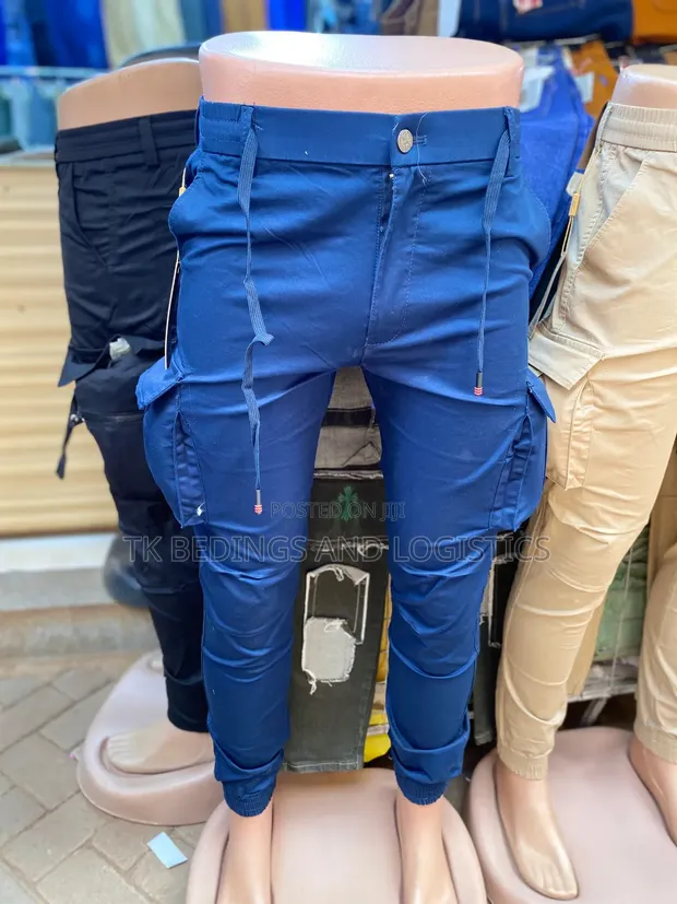 Men's Navy Blue Cotton Cargo Pants - 1