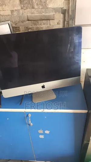Apple iMac 21" 2017 Desktop Computer