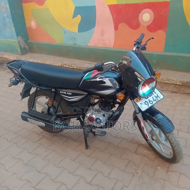 Bajaj CT 125X 2025 Black - 1