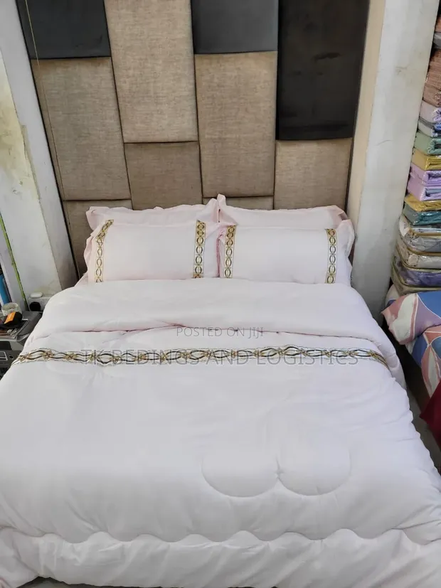White Linen Bed Comforter Set - 6x6 - 1