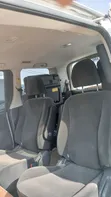 Toyota Noah 2013 White - 4