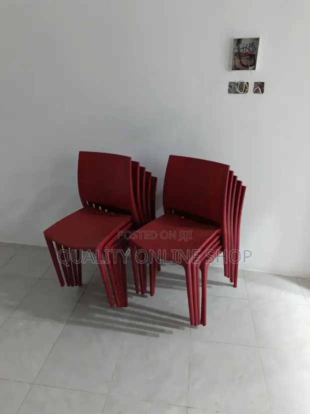 Stylish Portable Plastic Chairs - Red - 1