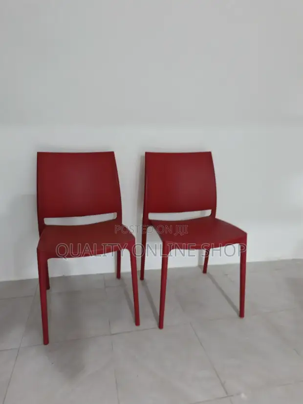 Court Yard Plastic Chairs - Red - 1