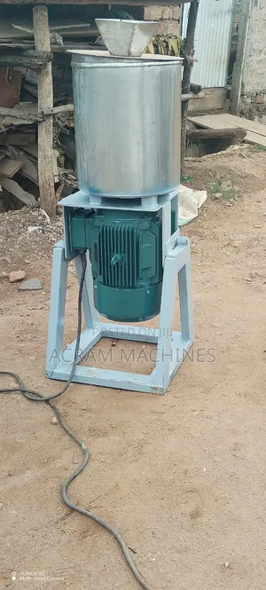 Grand Nuts Grinding Machine