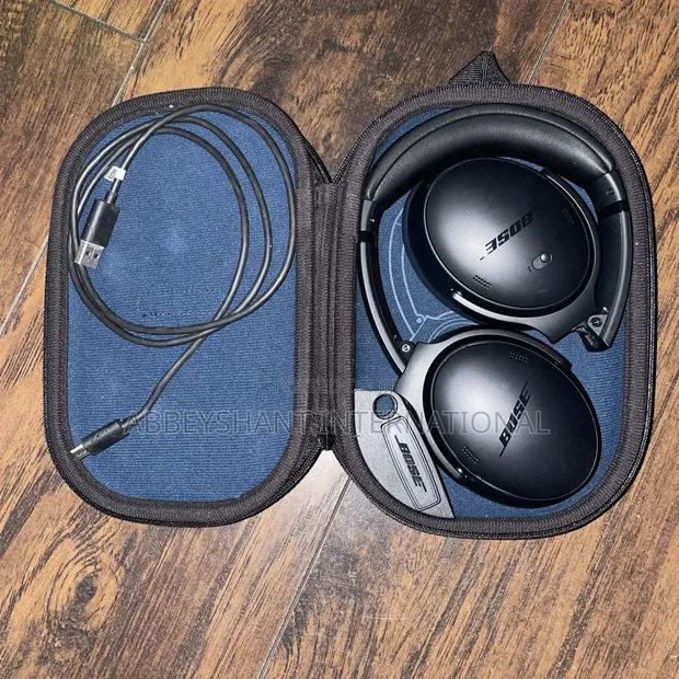 Bose QuietComfort 45 Wireless Noise-Cancelling Headphones - 1