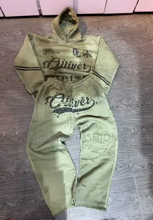 Olive Starburst Cortez Y2K Graphic Sweatsuit